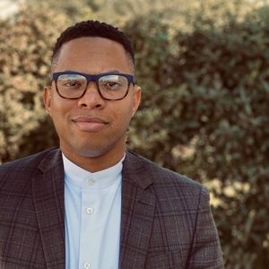 Meet your Posher, Christopher